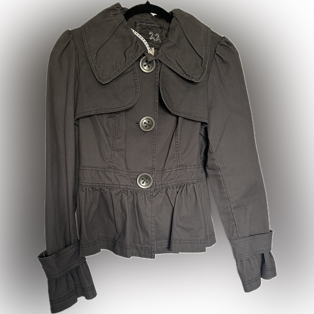 Twill 22 Women's Gray Peplum Button-Up Jacket